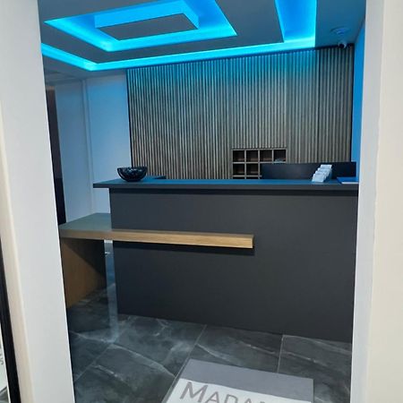 Madamik Apartments Bijela Kültér fotó